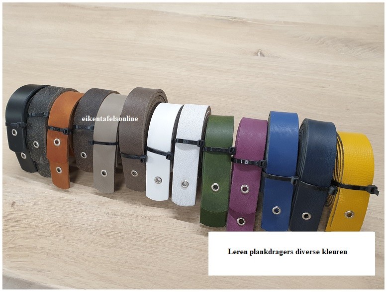 Eiken wandplank met lederen plankdragers