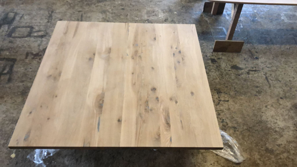 Eiken tafel - Eiken Matrix onderstel - 12x5 cm