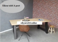 Eiken tafel - 4,5 dik - metalen A onderstel